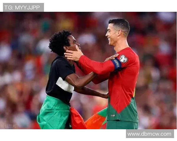 足球明星的激情时刻与精彩瞬间汇聚成的传奇瞬间回顾