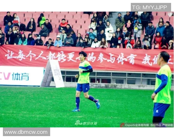 足球明星的独特优势解析与成功背后的秘密探讨 足球明星的独特优势解析与成功背后的秘密探讨